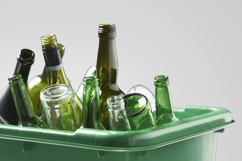 A Guide to Environmentally Friendly Pots and Pans Disposal